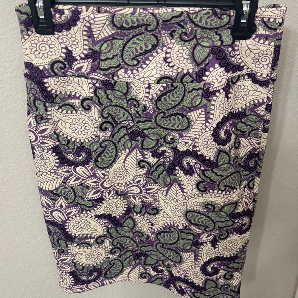 Lularoe stretch skirt
